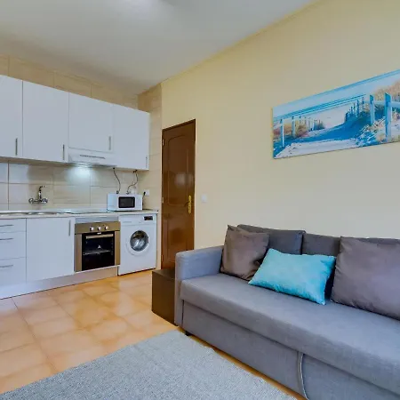 Al - Beachside Hideaway Apartment *