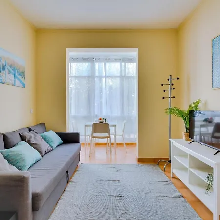 Al - Beachside Hideaway Apartment Quarteira