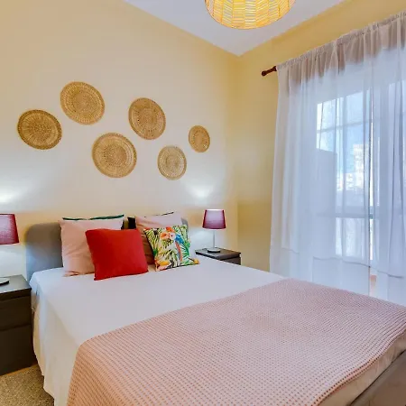 Al - Beachside Hideaway