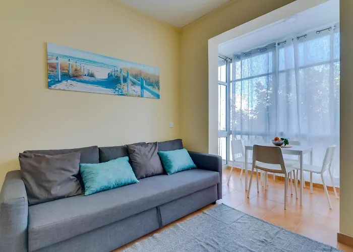 Al - Beachside Hideaway