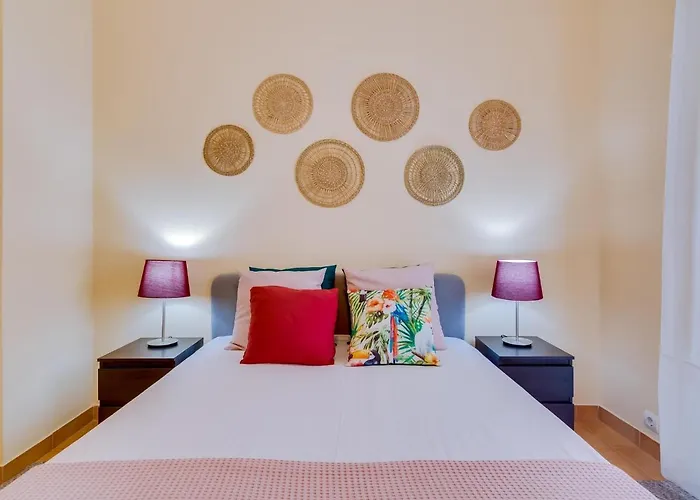 Al - Beachside Hideaway Apartament